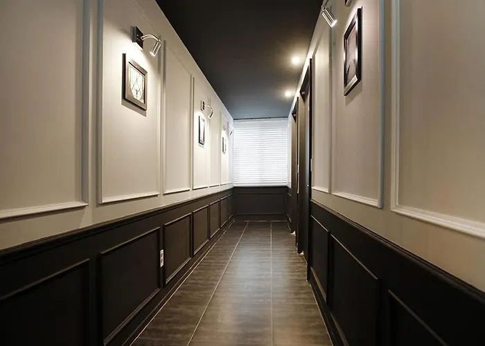 No. 25 Myeongji Ocean Branch Business 汽车旅馆