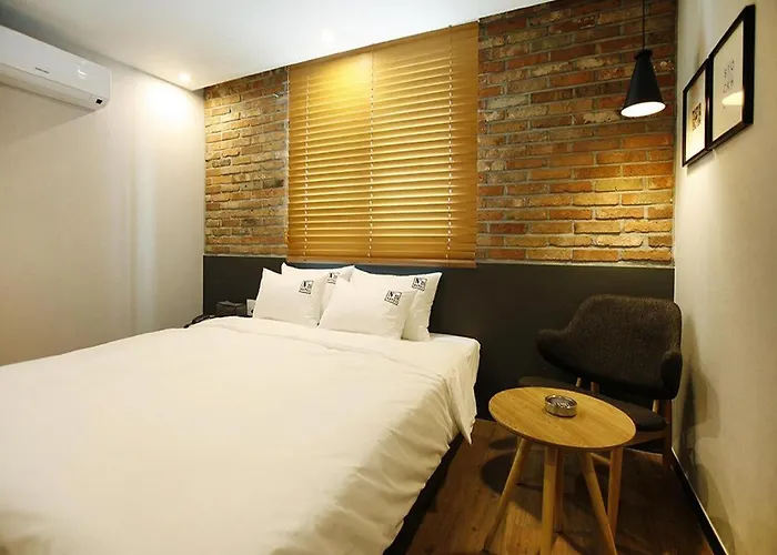 No. 25 Myeongji Ocean Branch Business 釜山