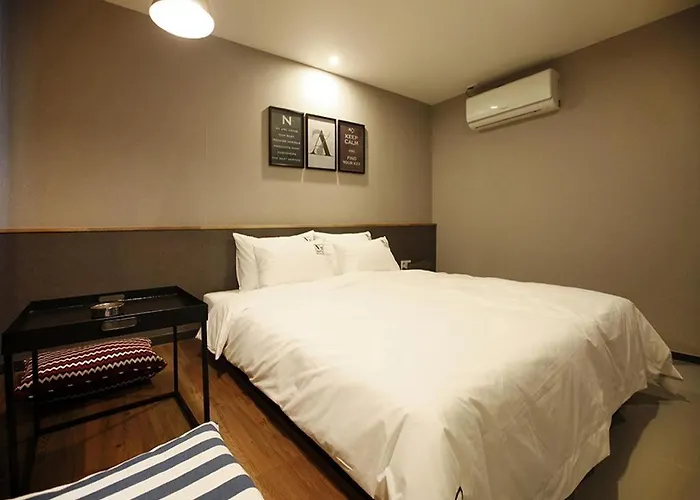 No. 25 Myeongji Ocean Branch Business 2*